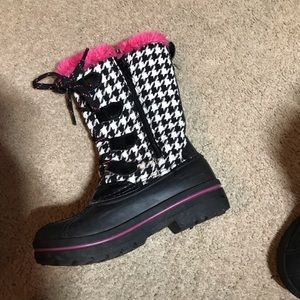 Girls winter boots